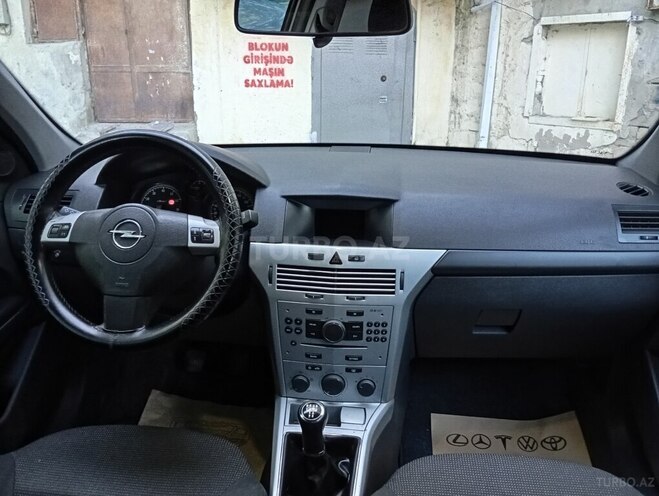 Opel Astra 2009, 270,000 km - 1.4 l - Sumqayıt
