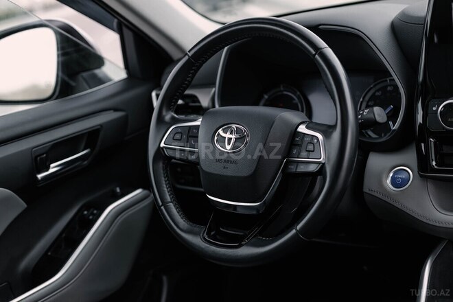 Toyota Highlander 2022, 104,000 km - 2.5 l - Bakı
