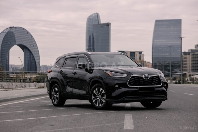 Toyota Highlander 2022, 104,000 km - 2.5 l - Bakı