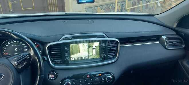 Kia Sorento-19