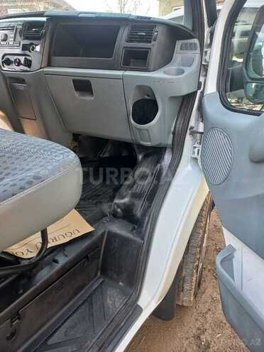 Ford Transit 2008, 193,000 km - 2.4 л - Astara