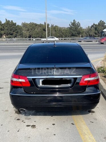 Mercedes E 200 2010, 245,000 km - 1.8 l - Bakı