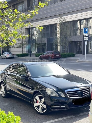 Mercedes E 200 2010, 245,000 km - 1.8 l - Bakı