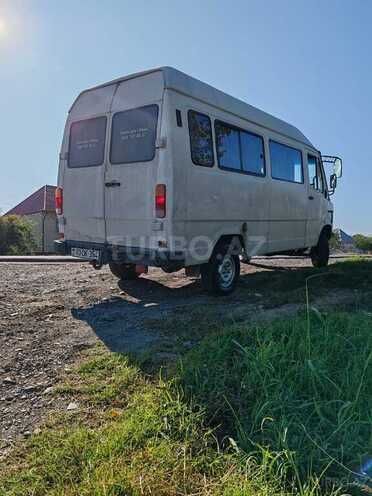 Mercedes 208 D 1990, 98,765 km - 2.5 l - Şəmkir