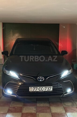 Toyota Camry 2023, 21,200 km - 2.5 l - Quba