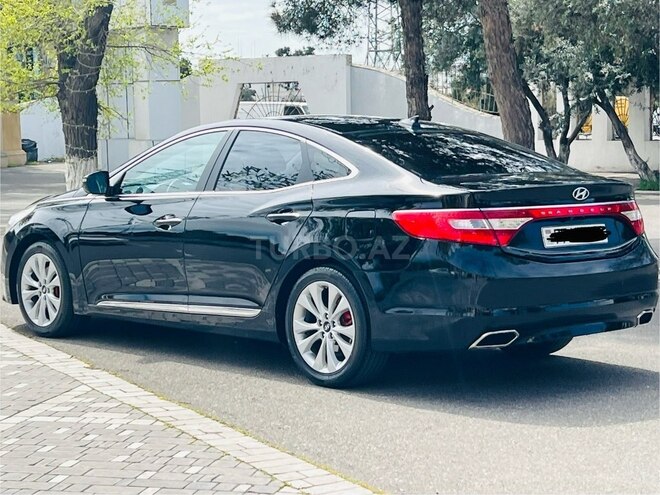 Hyundai Grandeur 2015, 195,000 km - 2.2 л - Bakı
