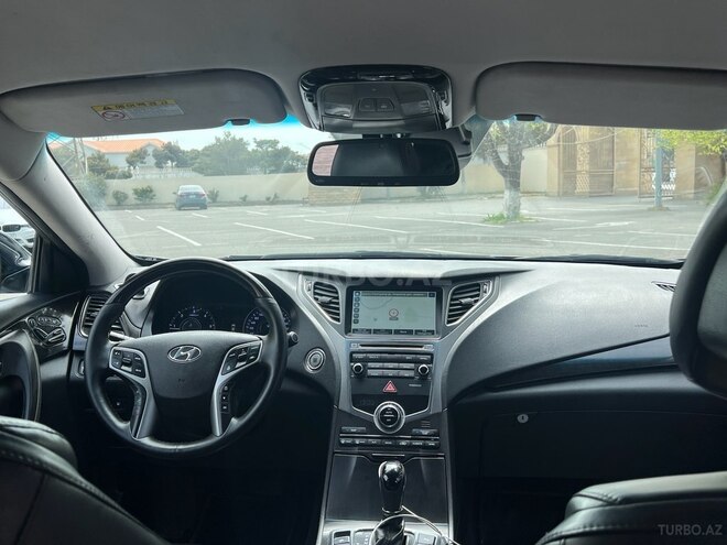 Hyundai Grandeur 2015, 195,000 km - 2.2 л - Bakı