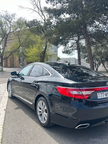 Hyundai Grandeur 2015, 195,000 km - 2.2 л - Bakı