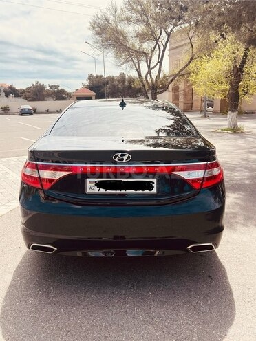 Hyundai Grandeur 2015, 195,000 km - 2.2 л - Bakı