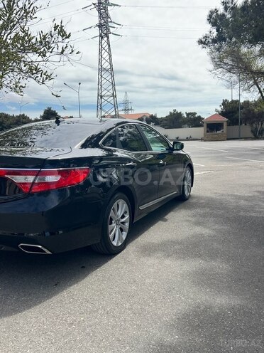 Hyundai Grandeur 2015, 195,000 km - 2.2 л - Bakı