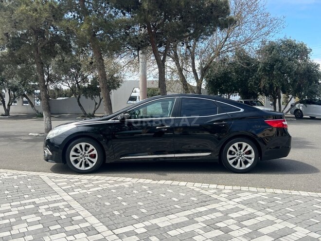 Hyundai Grandeur 2015, 195,000 km - 2.2 л - Bakı
