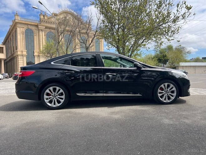 Hyundai Grandeur 2015, 195,000 km - 2.2 л - Bakı