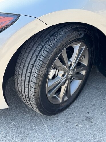 Hyundai Elantra 2016, 122,000 km - 2.0 l - Bakı