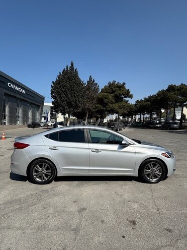 Hyundai Elantra 2016, 122,000 km - 2.0 l - Bakı