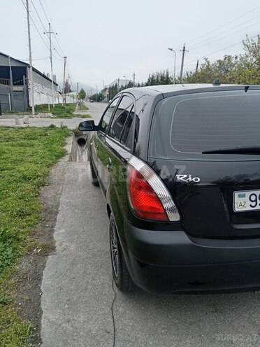 Kia Rio 2005, 285,000 km - 1.4 l - Şəki