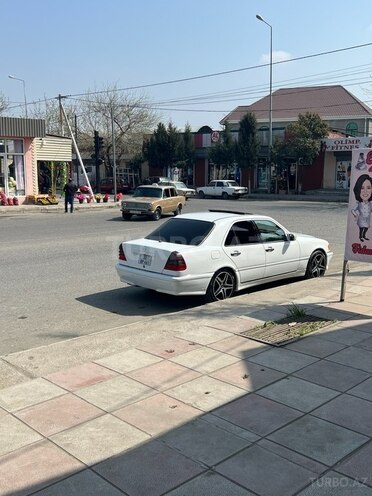 Mercedes C 230 1998, 250,000 km - 2.3 л - Gəncə