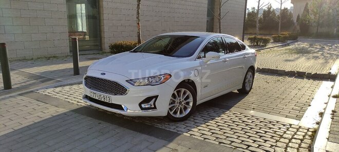 Ford Fusion (North America) 2017, 121,000 km - 2.0 л - Bakı