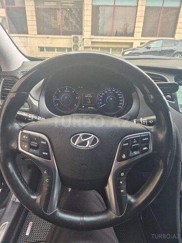 Hyundai Grandeur-12