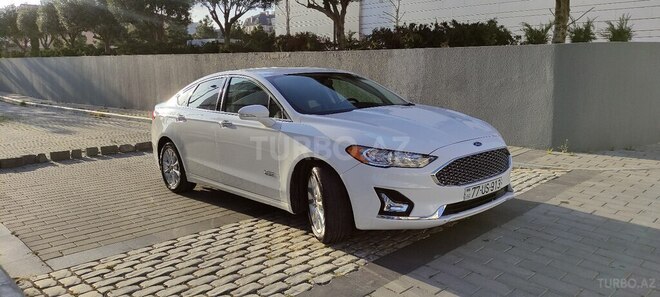 Ford Fusion (North America) 2017, 121,000 km - 2.0 л - Bakı