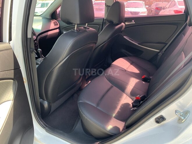 Hyundai Accent 2017, 135,200 km - 1.4 л - Bakı