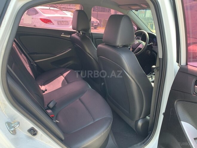 Hyundai Accent 2017, 135,200 km - 1.4 л - Bakı