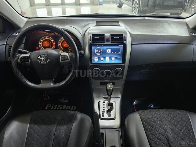 Toyota Corolla 2012, 197,000 km - 1.6 l - Bakı