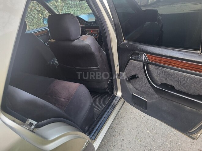 Mercedes E 280 1994, 325,652 km - 2.8 l - Sumqayıt