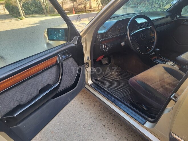 Mercedes E 280 1994, 325,652 km - 2.8 l - Sumqayıt
