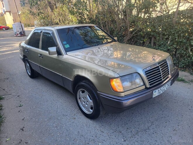 Mercedes E 280 1994, 325,652 km - 2.8 l - Sumqayıt