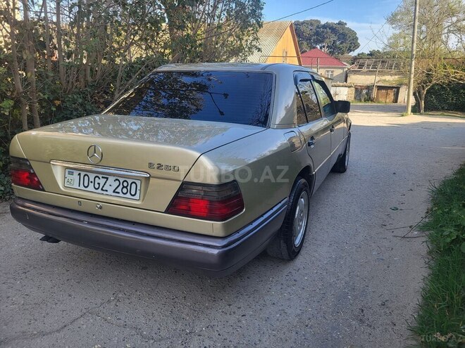 Mercedes E 280 1994, 325,652 km - 2.8 l - Sumqayıt