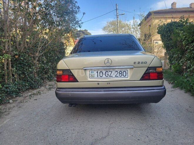 Mercedes E 280 1994, 325,652 km - 2.8 l - Sumqayıt