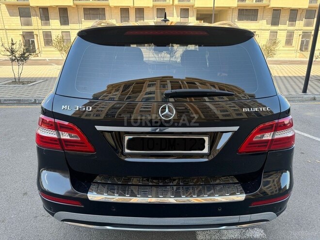 Mercedes ML 300 4MATIC 2014, 282,800 km - 3.0 l - Bakı