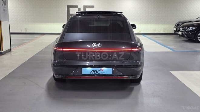 Hyundai Grandeur 2023, 29,000 km - 1.6 l - Bakı