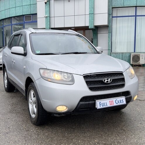 Hyundai Santa Fe-4