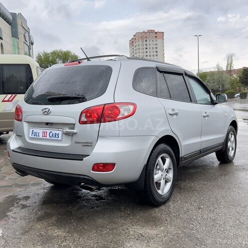 Hyundai Santa Fe-5