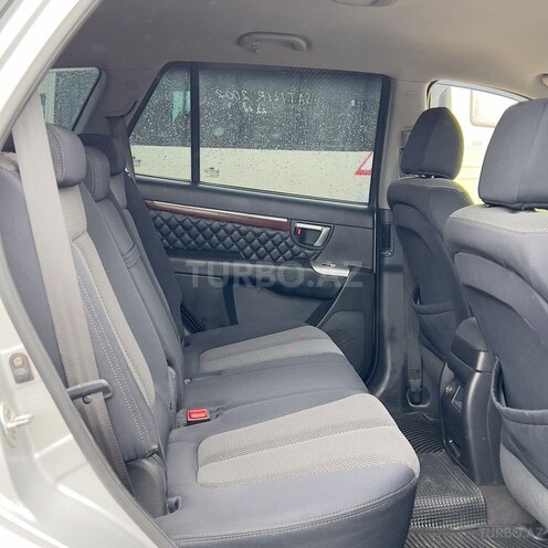 Hyundai Santa Fe-8