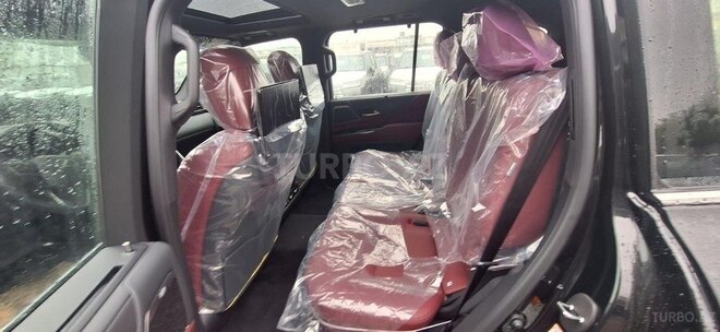 Lexus LX 600-7