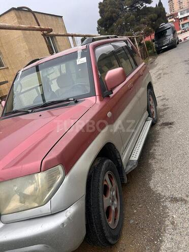 Mitsubishi Pajero io 2002, 200,000 km - 2.0 l - Bakı
