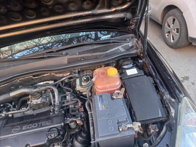 Opel Astra 2006, 240,000 km - 1.4 l - Bakı
