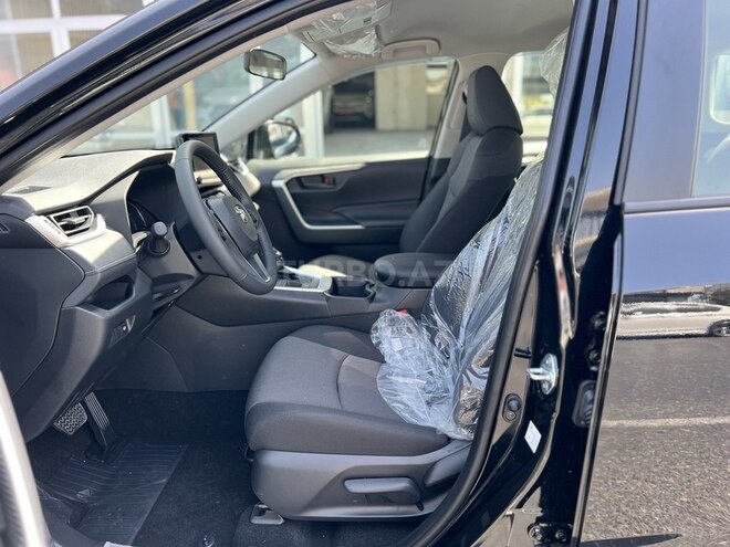 Toyota RAV4-5