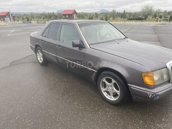 Mercedes E 200 1991, 390,679 km - 2.0 l - Naxçıvan