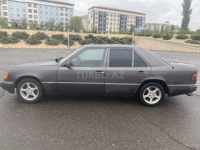 Mercedes E 200 1991, 390,679 km - 2.0 l - Naxçıvan