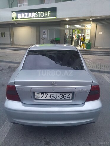 Opel Vectra 1999, 218,000 km - 1.8 l - Bakı