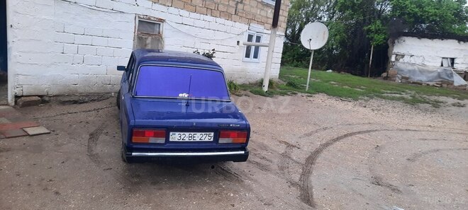 LADA (VAZ) 2107 1997, 95,000 km - 1.6 l - Salyan