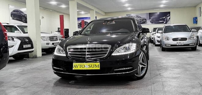 Mercedes S 320-1