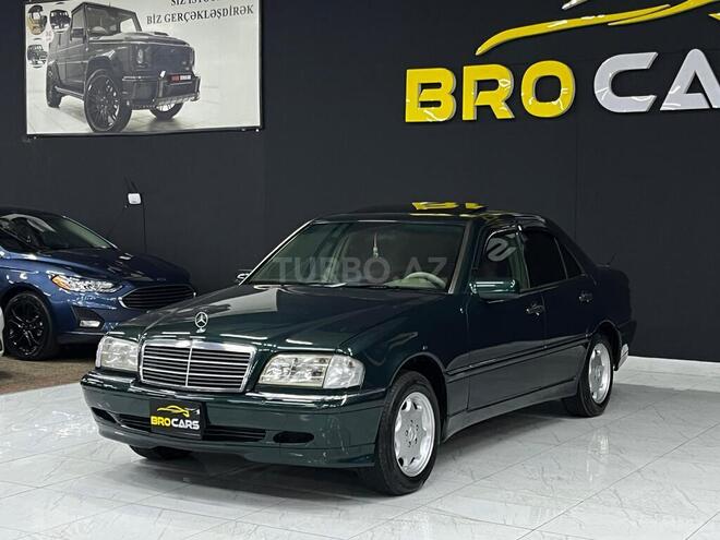 Mercedes E 230 1998, 328,000 km - 2.3 l - Bakı