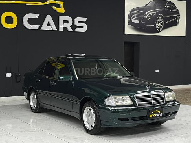 Mercedes E 230 1998, 328,000 km - 2.3 l - Bakı