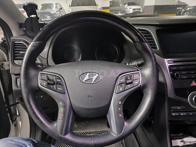 Hyundai Grandeur 2015, 130,000 km - 2.2 l - Bakı