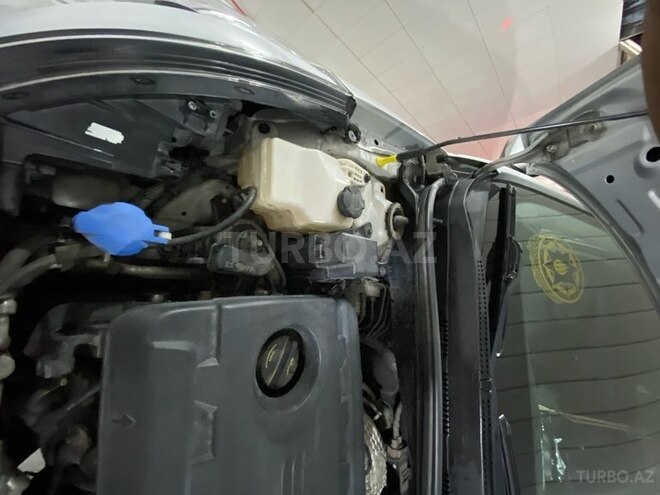 Hyundai Accent 2015, 233,800 km - 1.6 л - Bakı