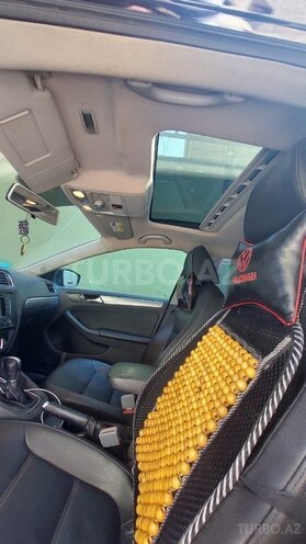 Volkswagen Jetta 2015, 193,121 km - 1.8 л - Bakı